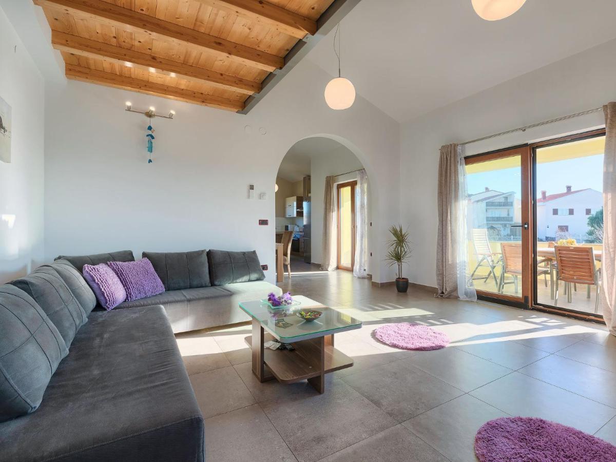 Holiday Home Linden Tree By Interhome Pula Exteriér fotografie