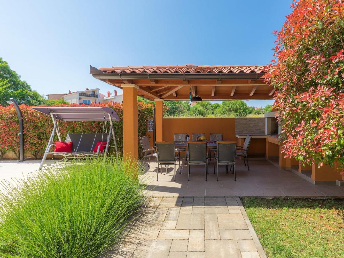 Holiday Home Linden Tree By Interhome Pula Exteriér fotografie